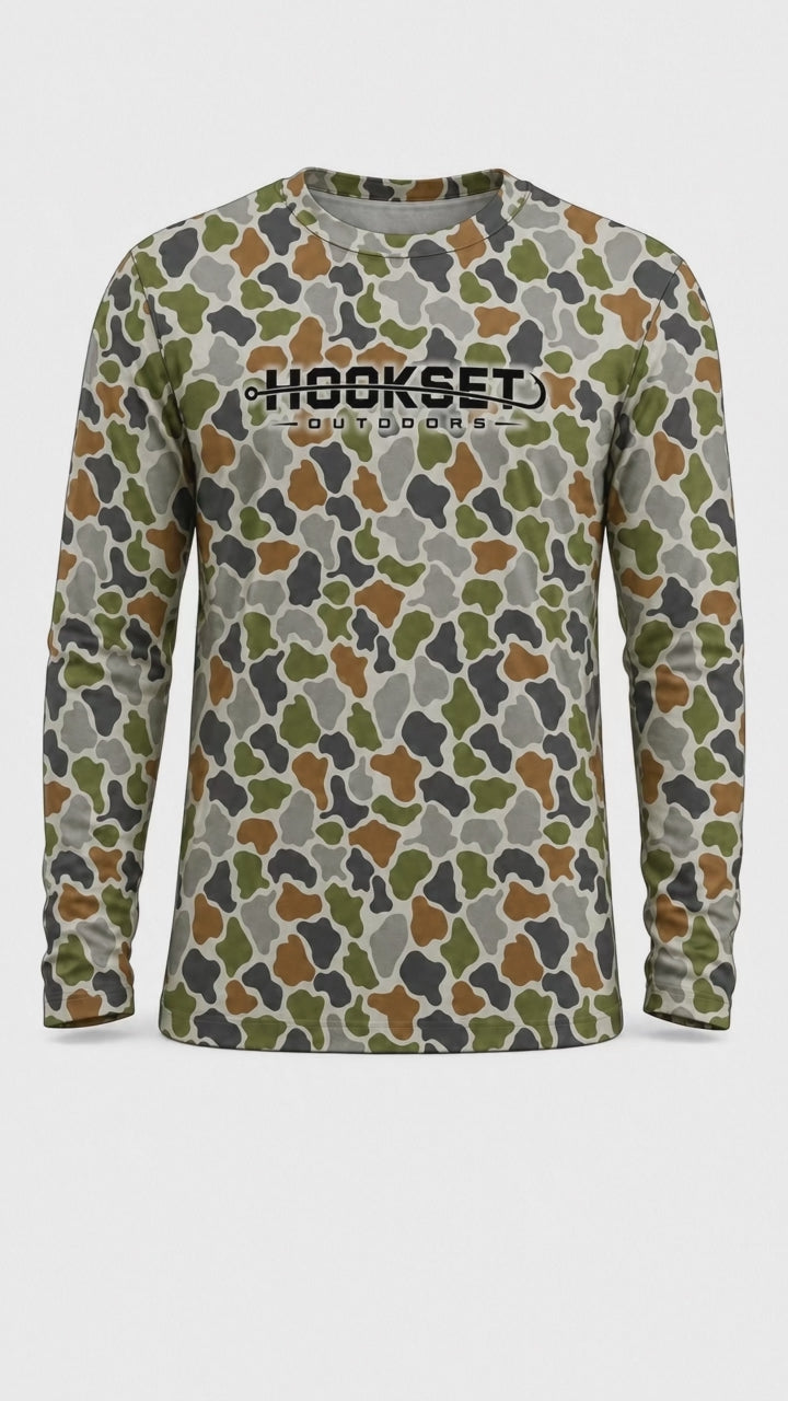 360-degree video of the HOOKSET Sawgrass UPF 50 camo fishing hoodie showing front and back detail